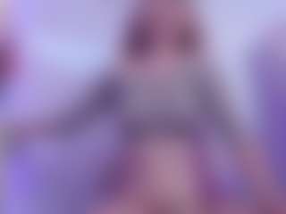 ember-luna's Live Sex Cam Show