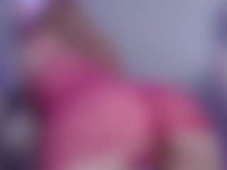 ember-luna's Live Sex Cam Show