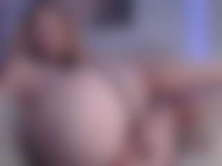 Live cam show with ember-luna - Green Eyes on Camsoda.co