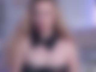 Live cam show with ember-luna - Gape on SmokeAndPoke