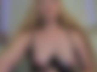 Live cam show with ember-luna - Red Hair on Milfs Live