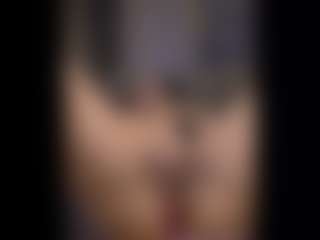 Honestlyfux's Live Sex Cam Show