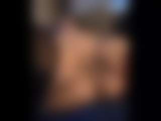 Honestlyfux's Live Sex Cam Show