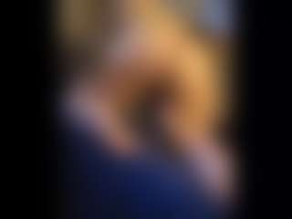 Honestlyfux's Live Sex Cam Show