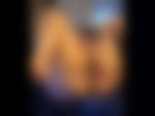 Honestlyfux's Live Sex Cam Show