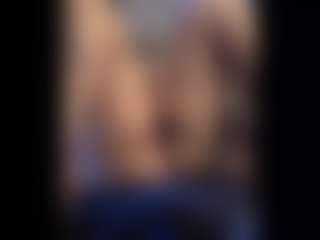 Honestlyfux's Live Sex Cam Show