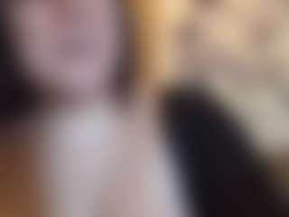 Honestlyfux's Live Sex Cam Show