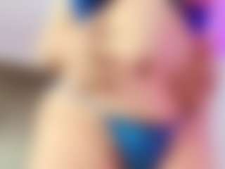 Live cam show with hotmature01 - Tittyfuck on sexylive.show