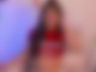 Live cam show with Emily - Colombia on Camsoda