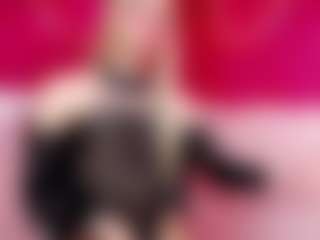 Isabella Kirk's Live Sex Cam Show