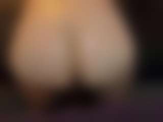 jshrizz1's Live Sex Cam Show
