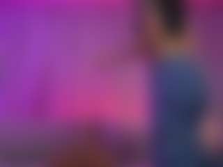 Live cam show with mia-ocampo - Spanks on Camsoda
