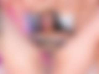Live cam show with NadiaJalil - Green Eyes on Soda Cam