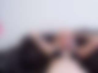Live cam show with Xandra - Tittyfuck on Camming Site