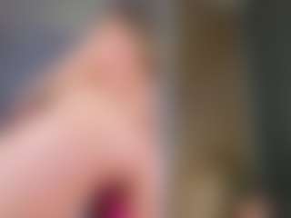 Live cam show with Nikki - Gray Eyes on Sex Cam Show