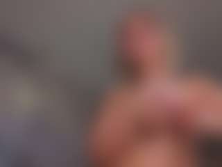 Live cam show with Nikki - Average on googirlz