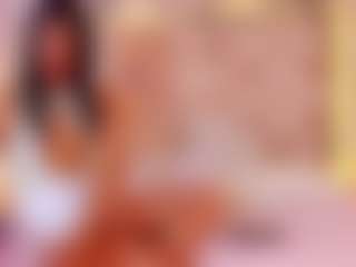 QueenMiranda4's Live Sex Cam Show