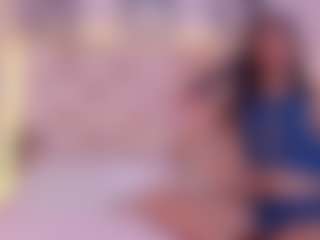 QueenMiranda4's Live Sex Cam Show