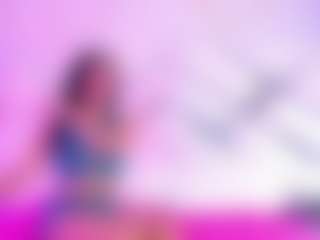 Live cam show with QueenMiranda4 - Average on nudelive.tv