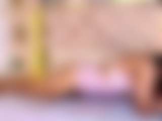 QueenMiranda4's Live Sex Cam Show
