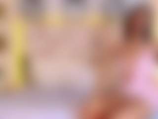 QueenMiranda4's Live Sex Cam Show