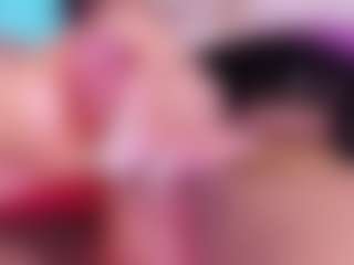 QueenMiranda4's Live Sex Cam Show