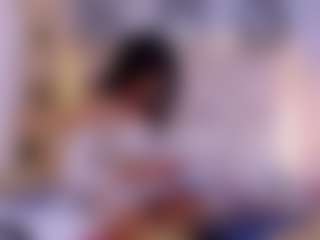QueenMiranda4's Live Sex Cam Show