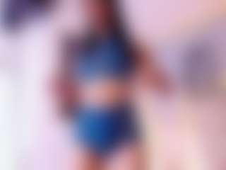 QueenMiranda4's Live Sex Cam Show