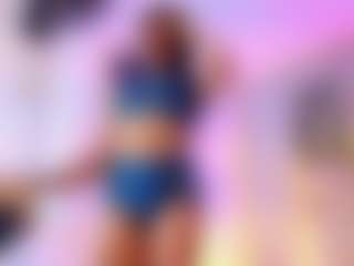 QueenMiranda4's Live Sex Cam Show