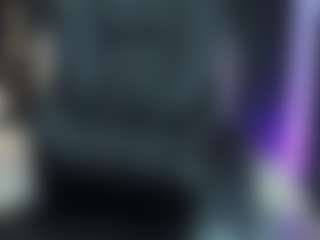 Selene-Diior MILF webcam performer live streaming