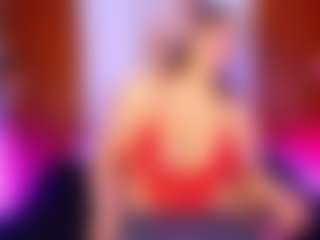 Live cam show with Stefy Harris - Nipple Piercings on Camsoda