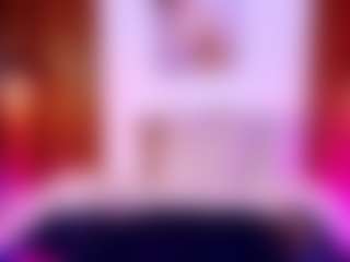 Live cam show with Stefy Harris - Spank Mature on Camsoda