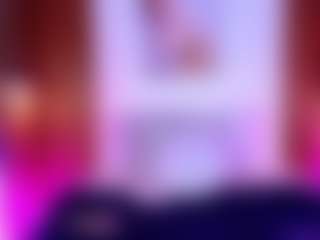 Live cam show with Stefy Harris - Smoking on Camsoda