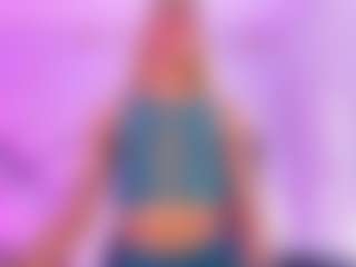 Live cam show with StyleQueen17 - Young Adult on Camsoda