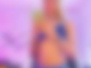 Live cam show with StyleQueen17 - Brown Eyes on Camsoda