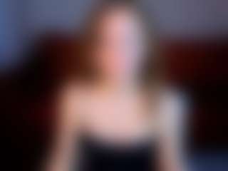 Live cam show with Vicki-Milles - Eating Pussy on UwU Esports
