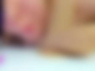 Live cam show with Vicki-Milles - Body Massage on livesuperchat.net