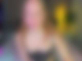 Live cam show with Vicki-Milles - College on livesuperchat.net
