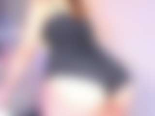 Live cam show with Vicki-Milles - Bikini on livesexfox.com