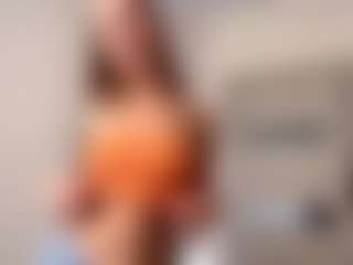 Live cam show with AmiTinn - Upskirt on nudelive.tv
