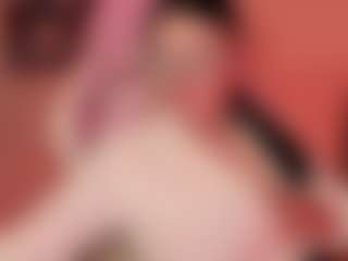 Live cam show with Nathalie - Hairy Pussy on liverealitysex.com