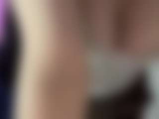Live cam show with Marian - Genital Piercings on Cam Slut