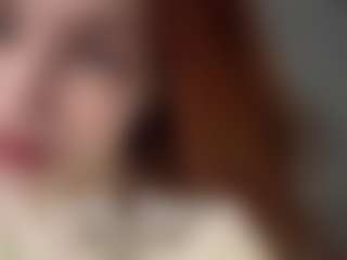 Live cam show with EstherCiocca - Thin on Camsoda