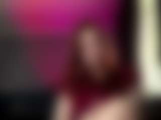Live cam show with EstherCiocca - Red Hair on Camversity
