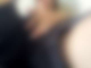 Live cam show with GwendaWanders - Small Tits on Hubzter Live
