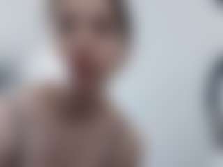 Live cam show with GwendaWanders - Genital Piercings on SmokeAndPoke