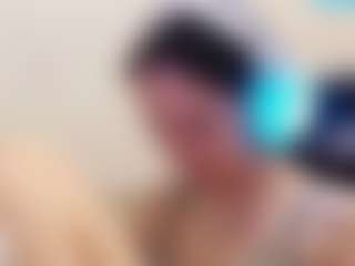 Live cam show with GwendaWanders - Genital Piercings on Camsoda