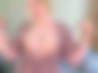 JuliaWatson66's Live Sex Cam Show