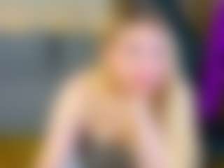 JuliaWatson66's Live Sex Cam Show