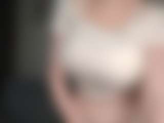Live cam show with LupeRuthenberg - Body Massage on Camsoda